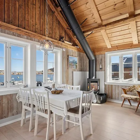 Asebua - Renovated Rorbu With Seaview Дом отдыха *