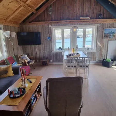 Asebua - Renovated Rorbu With Seaview *